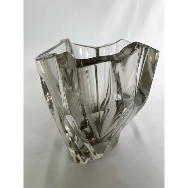 Mid-Century Modern 1960s Tapio Wirkkala Iceberg Mold Blown Crystal Vase For Sale - Image 3 of 10