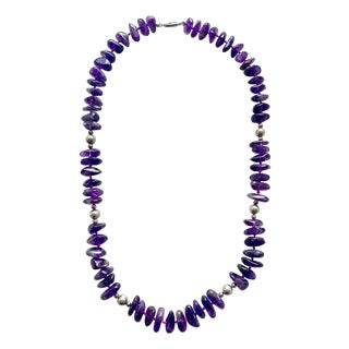 Vintage 1980s 18" Amethyst and Sterling Silver Hand Knotted Beaded Necklace For Sale