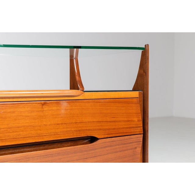 Italian Walnut Sideboard attributed to G. Cecchini and C. Cantu, Italy, 1950 For Sale - Image 15 of 18