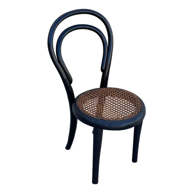 Early 20th Century Vienna Secession Bent Oak & Cane Children's Side Chair No. 13 Attributed to Thonet For Sale