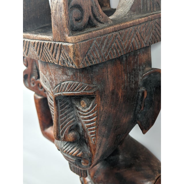 Early 20th Century Attributed Nias Ancestor Figure – Large Carved Wood Adu Zatua, Indonesia For Sale In New York - Image 6 of 18
