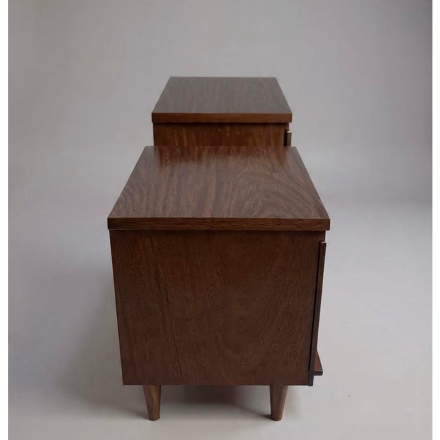 1960s Pair of Refinished 1960s Mid-Century Modern Walnut Nightstands For Sale - Image 5 of 9