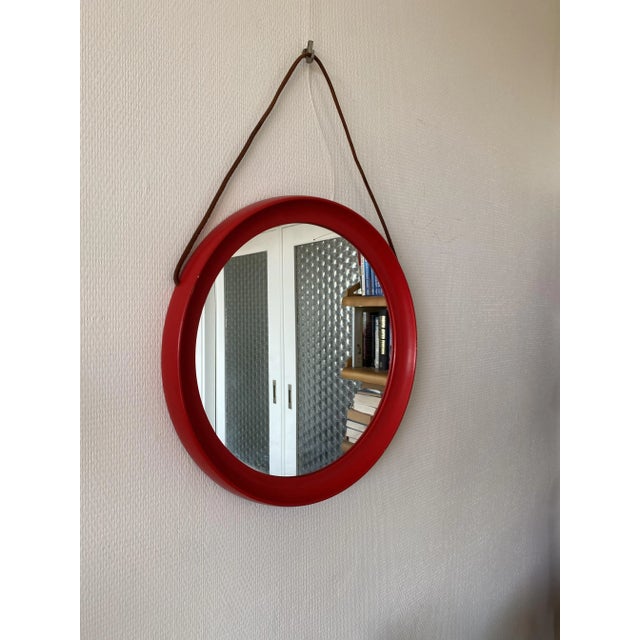 Mid-Century Modern Mid-Century Scandinavian Red Round Wooden Mirror with Leather Strap, 1950s For Sale - Image 3 of 7