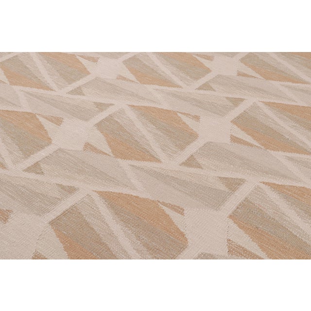 Looking for a custom size? For more information on customization capabilities, please reach out to custom@chairish.com....