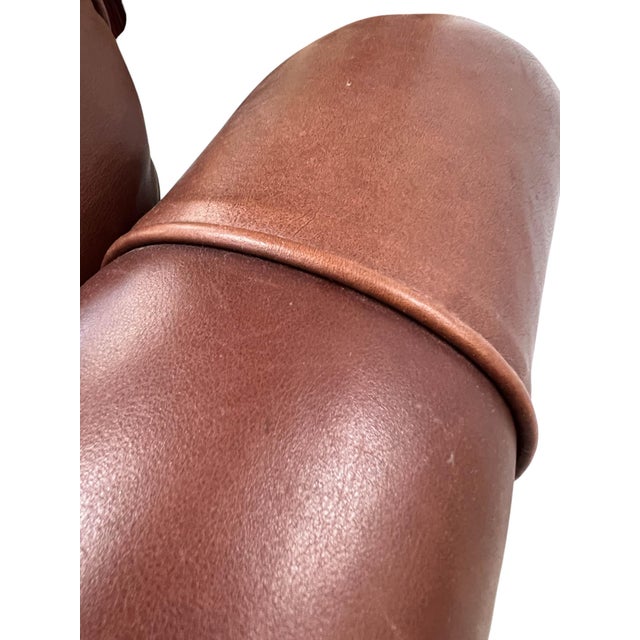 Classic Leather Chaise Lounge For Sale - Image 12 of 16