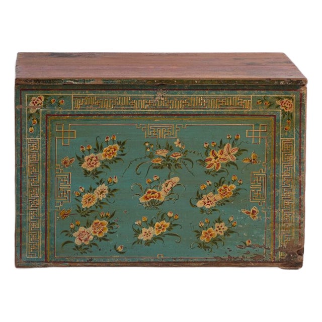 Antique Chinese Pine Trunk from Amaru, Dongbei For Sale