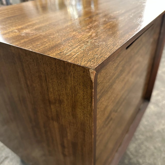 Milo Baughman for Drexel Nightstand For Sale - Image 10 of 12