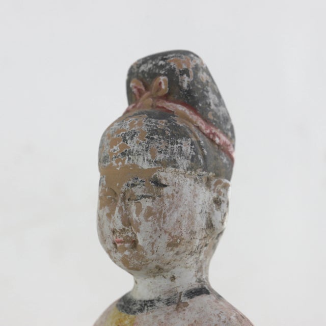 Red Chinese Civil Official Pottery Figurine, Late Han Dynasty to Early Eastern Han Dynasty For Sale - Image 8 of 10