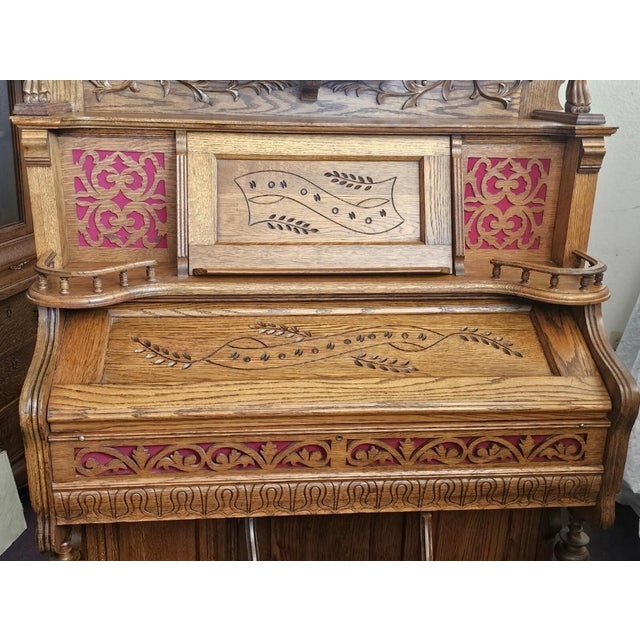 Antique Victorian 1880s Oak Beckwith Pump Organ W/ Bowed Glass Cabinet Stick & Ball For Sale - Image 10 of 12