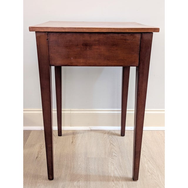 Early 19th Century Southern Federal Cherry Side Table, North Carolina Piedmont For Sale - Image 4 of 12