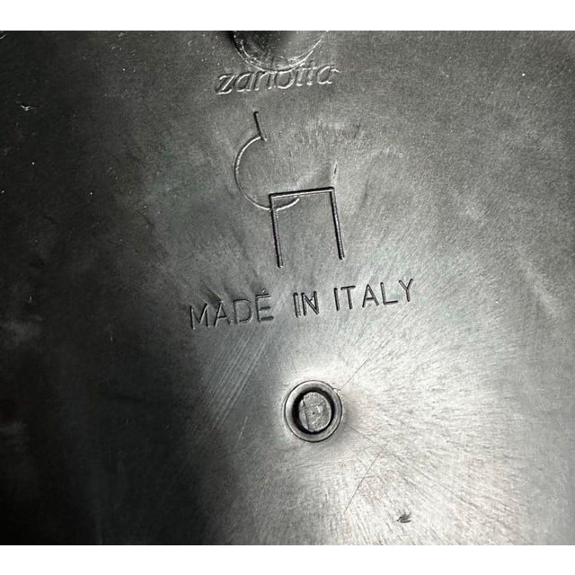 Zanotta Leather Side/End/Nightstand Table, Italy 1980 For Sale In Chicago - Image 6 of 6