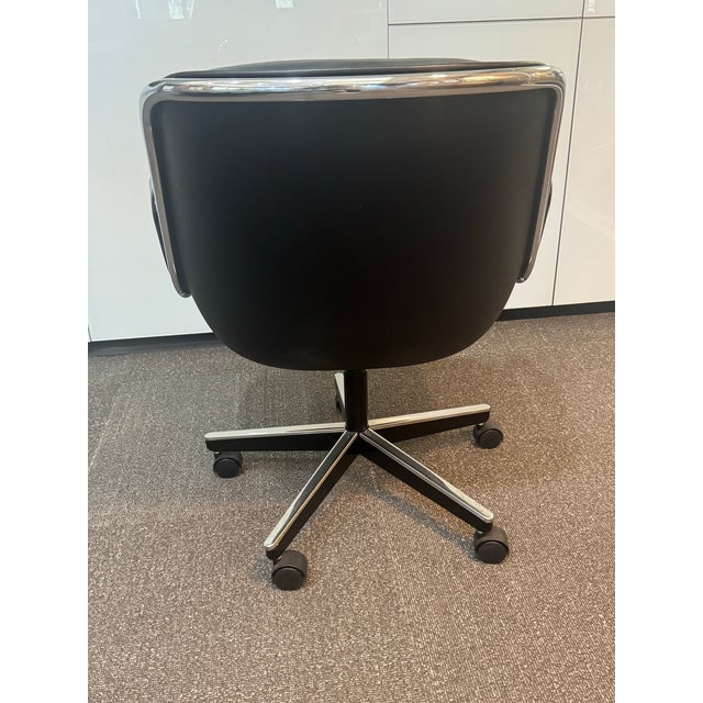 Knoll 1990s Mid-Century Knoll Pollock Executive Chairs For Sale - Image 4 of 4