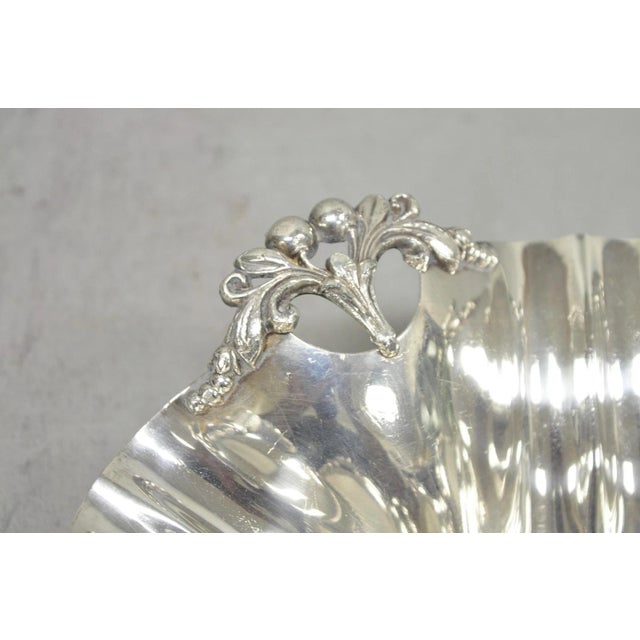 Vintage Victorian Silver Plated Scalloped Candy Dish Fruit Bowl Berry Design For Sale In Philadelphia - Image 6 of 17
