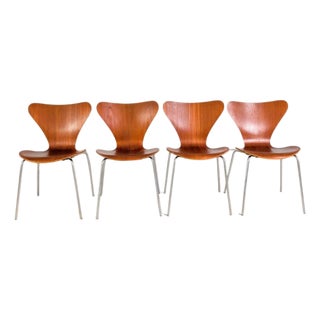 Mid-Century Model 3107 Chairs in Teak by Arne Jacobsen for Fritz Hansen, Set of 4 For Sale