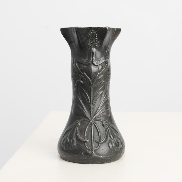Art Nouveau Pewter Vase attributed to W. Renewerf, the Netherlands, 1900 For Sale - Image 11 of 11