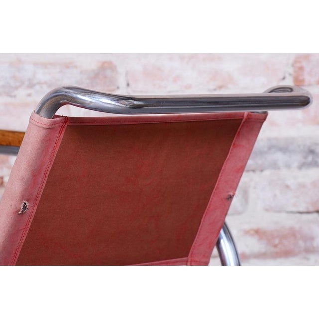 Original Bauhaus Chair in Beech & Chrome attributed to J. Halabala for Up Zavody, Czech, 1930s For Sale - Image 11 of 13