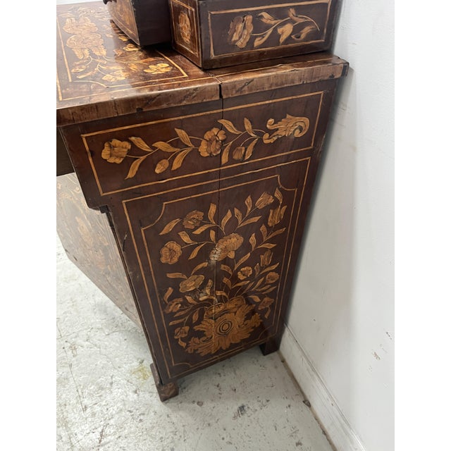 Brown Dutch Marquetry Dressing Table, 19th Century For Sale - Image 8 of 18