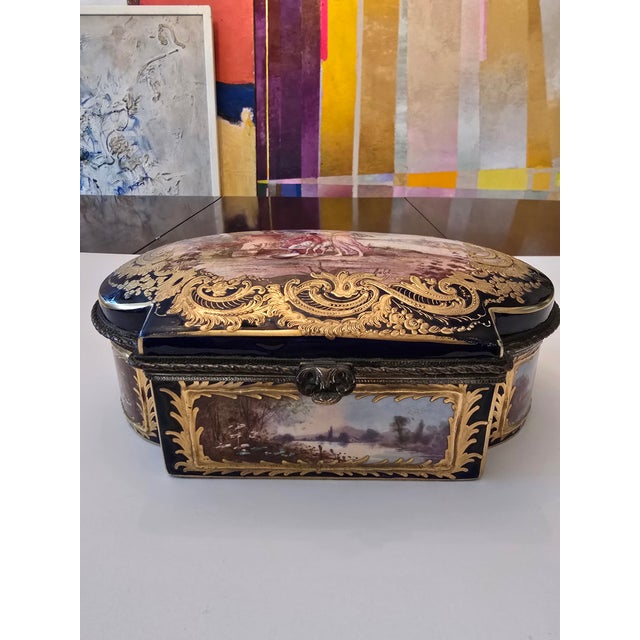 Rococo Antique Sevres Museum 24k Gold Porcelain Jewel Box For Sale - Image 3 of 12