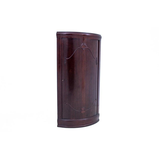 Northern European Corner Chest of Drawers, 1928, in Very Good conditions. Designed 1920 to 1949
