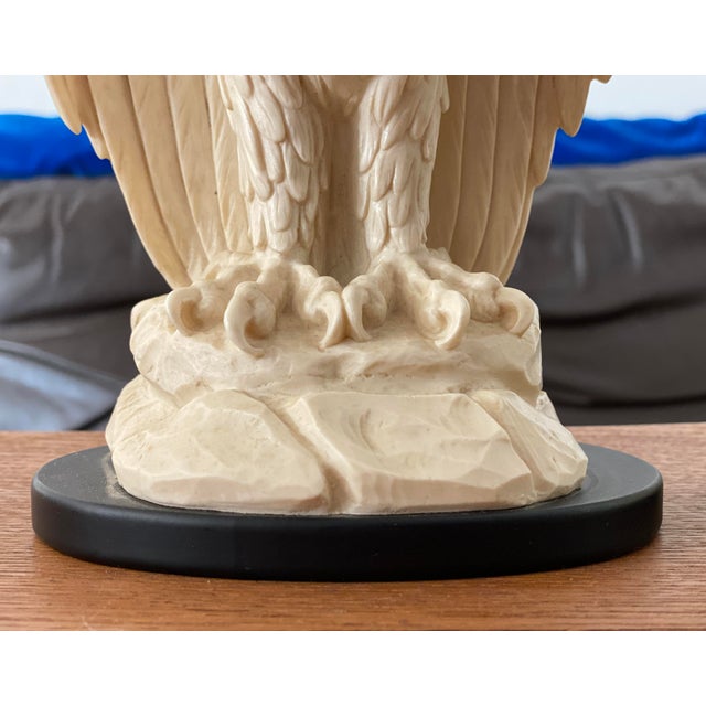 Sculpture Materials Vintage Alabaster American Eagles - A Pair by Italian Sculptor A. Giannelli For Sale - Image 7 of 9