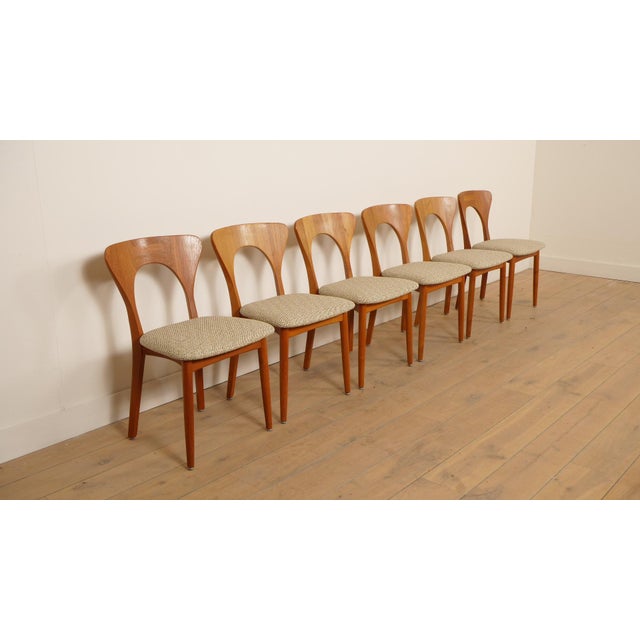 This stylish set of six vintage dining chairs was designed by Danish designer Niels Koefoed for Koefoeds Hornslet in the...