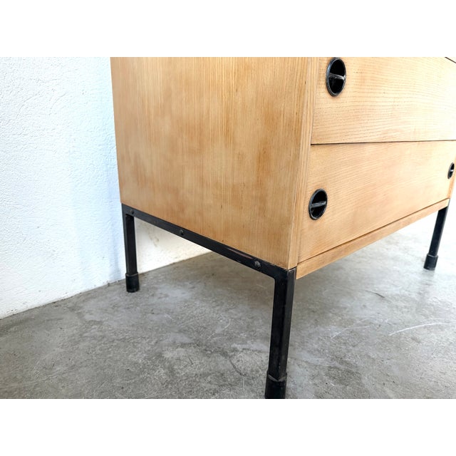 Chest of 3 Drawers in Oak and Lacquered Metal from ARP, France, 1960s For Sale - Image 11 of 18