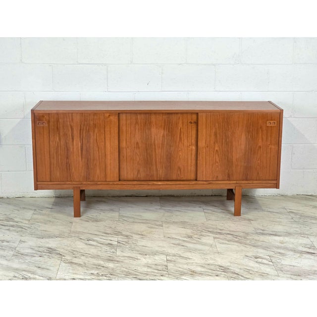 Ib Kofod-Larsen 1960s Danish Modern Kofod-Larsen Style Teak Credenza For Sale - Image 4 of 9