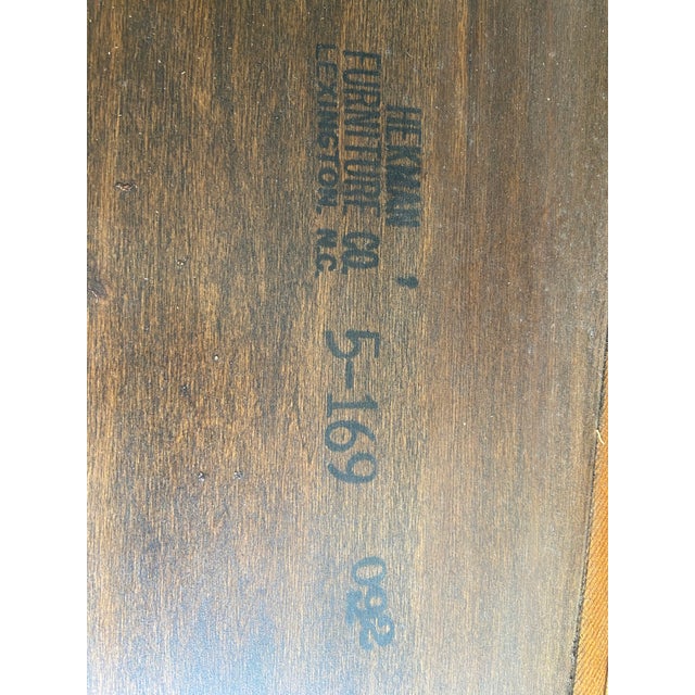 Vintage Hekman Furniture Oval Mahogany Georgian Style Coffee Table With Red Flame Finish For Sale - Image 10 of 12