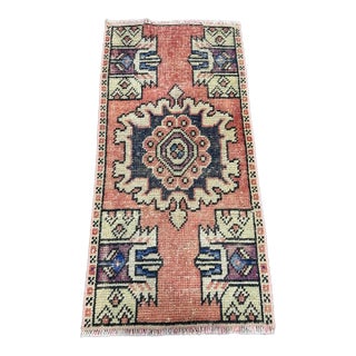 Turkish Yastik Rug 1'5" x 2'11" For Sale