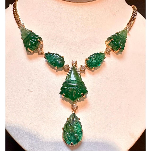 Gemstone 115 Ct Natural Carved Drop Emerald & 4 Ct Diamond Necklace 18 Kt Gold Necklace For Sale - Image 7 of 18