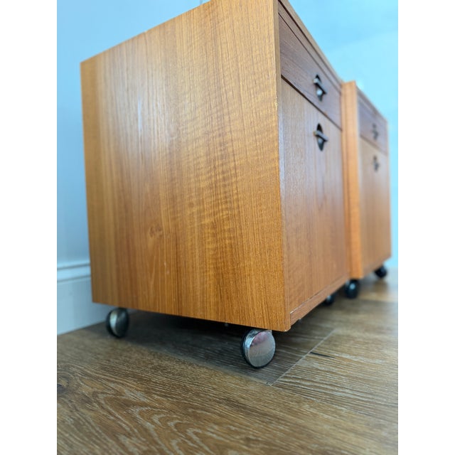 Pair of 1970s Danish Modern Teak Rolling Nightstands by Axelsens Møbelfabrik for W&B Møbler, Denmark, Attributed For Sale - Image 11 of 13
