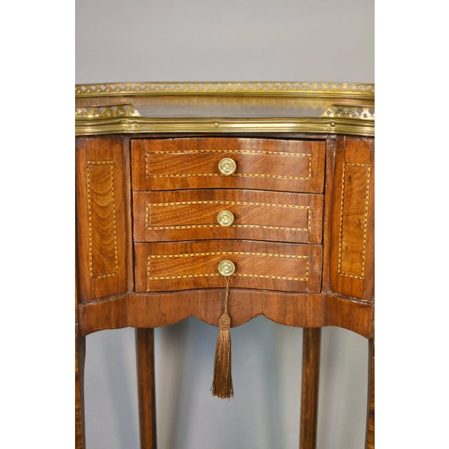 Mid-Century Modern French Kidney-Shaped Side Table, 1950s For Sale - Image 10 of 17