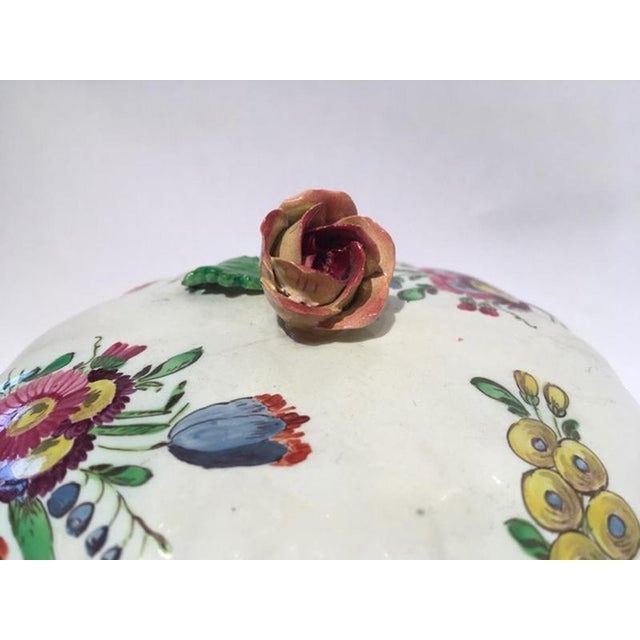 18th Century Porcelain Covered Cup or Sugar Bowl by Richard Ginori, Italy For Sale - Image 17 of 18