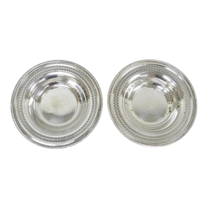 Vintage Wm Rogers 835 Silver Plated Round Collection Plate Serving Dish - A Pair