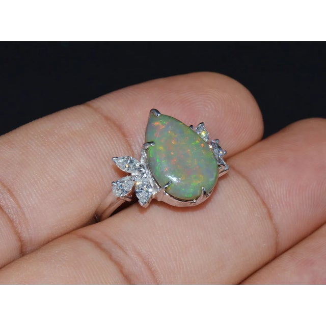 Green Certified Natural 4.66Cts VS F Diamond Green Opal 18K Solid Gold Cocktail Ring, size 6.75 For Sale - Image 8 of 11