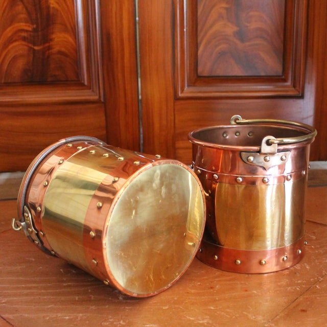 Early 20th Century Pair of Small Copper and Brass Studded Kindling Buckets For Sale - Image 5 of 9