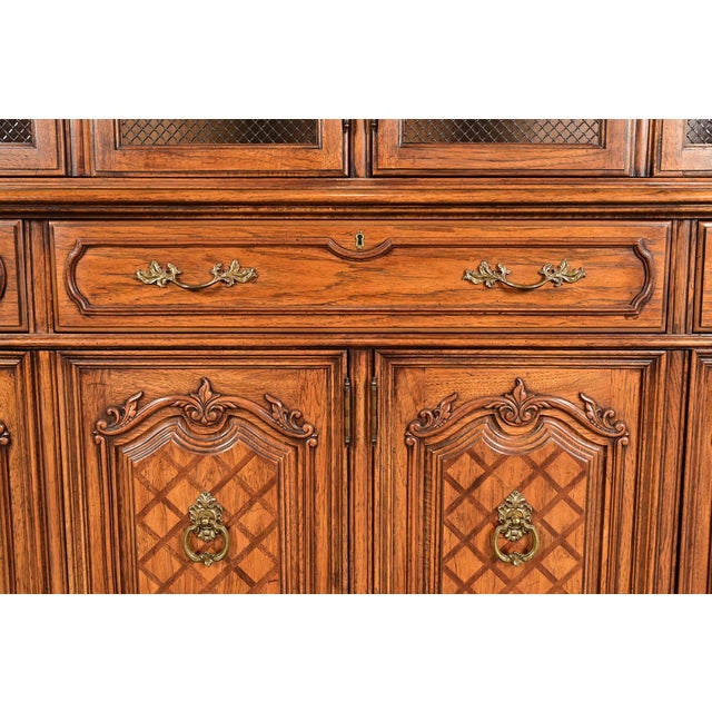 Thomasville French Regency Louis XVI Carved Walnut Lighted Breakfront Bookcase Cabinet For Sale - Image 13 of 17