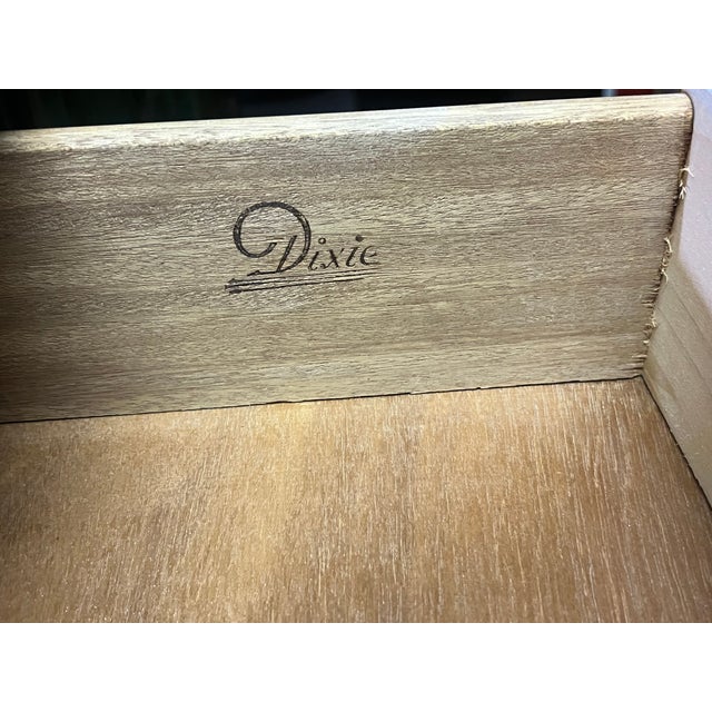 1970s French Provincial Green Lacquered Dresser of Twelve Drawers For Sale - Image 18 of 18