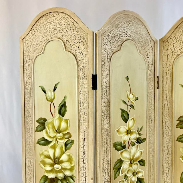 Cream 1980s Vintage Boho Chic Hollywood Regency Coastal Hand Painted Magnolia Room Divider Screen For Sale - Image 8 of 12