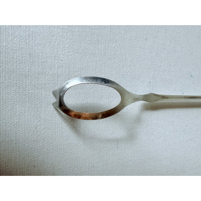 1900 - 1909 Pierced Bowl Long Handle Olive Spoon, Wm Rogers, Silverplate, 1908 For Sale - Image 5 of 8