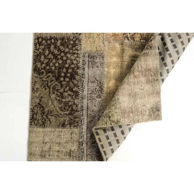 Tribal Grey Vintage Wool Carpet For Sale - Image 4 of 9