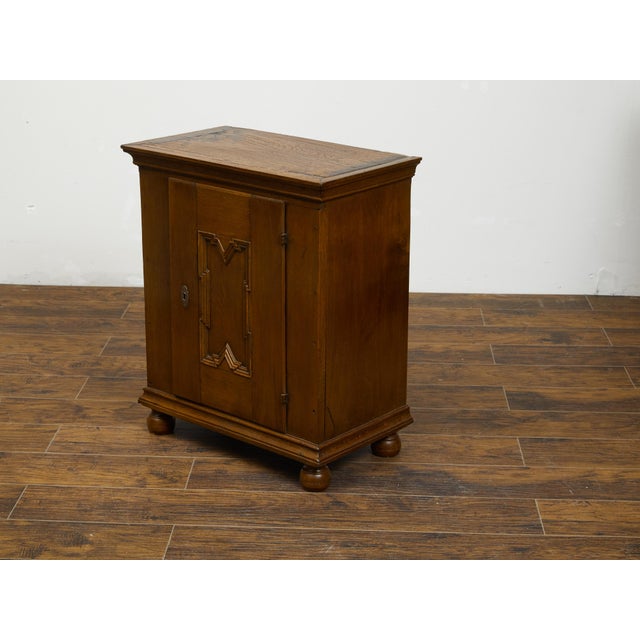 Italian 1820s Small Oak Cabinet with Single Door and Geometric Carved Motif For Sale - Image 9 of 11