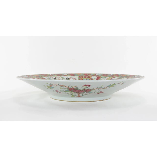 Early 20th Century Export Porcelain Cantonese Famille Rose Plate For Sale In New York - Image 6 of 10