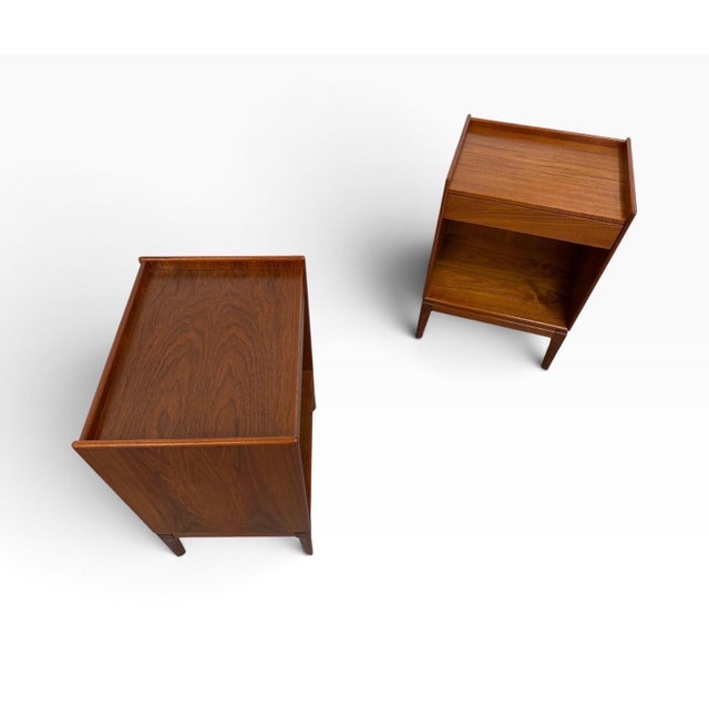 Søborg Møbelfabrik Mid-Century Danish Modern Søborg Møbelfabrik Teak Nightstands - Set of 2 For Sale - Image 4 of 10