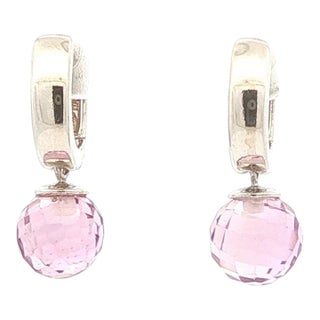 Late 20th Century Pair of 14k White Gold Amethyst Briolette Huggie Drop Earrings For Sale