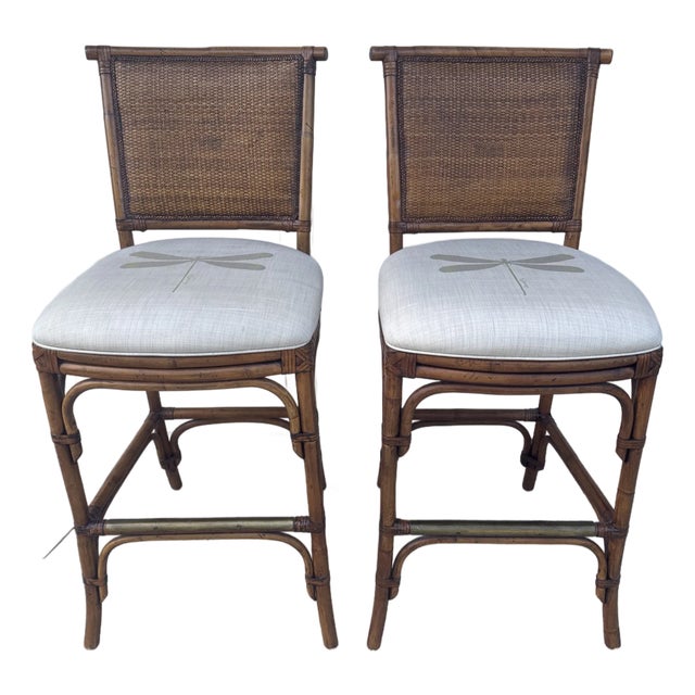 Pair of Tommy Bahama Vintage Bamboo-Style Bar Stools With Dragonfly Cushions – Tropical Rattan Back For Sale