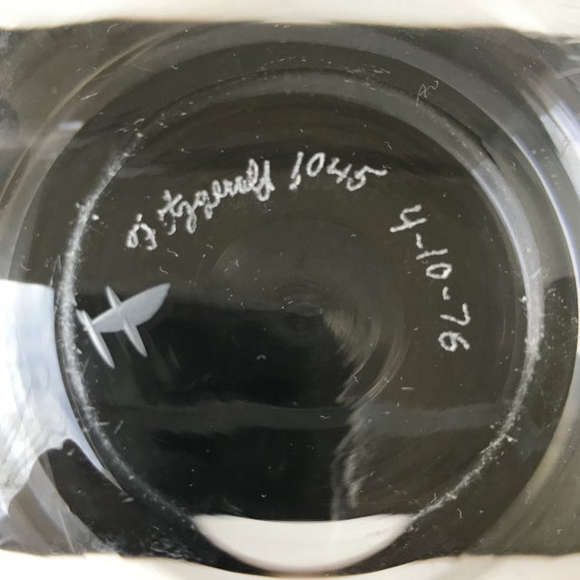 Transparent Signed Crystal Covered Candy Dish by Fitzgerald Cone Flower Etched For Sale - Image 8 of 13