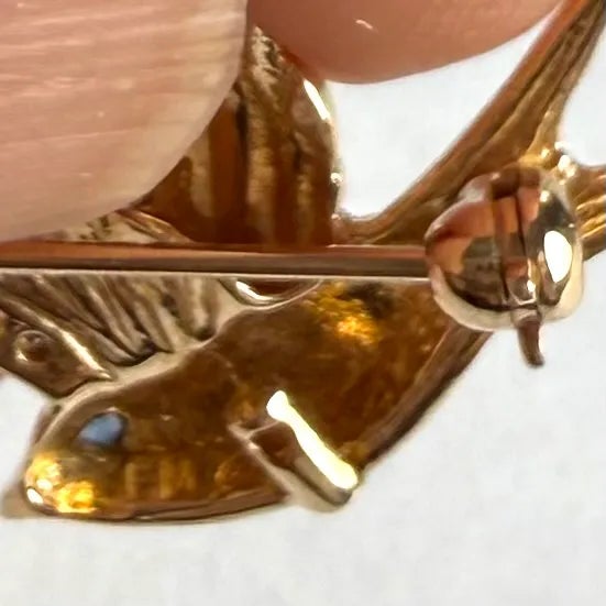 Mid-Century Modern 1990s Franklin Mint Fabergé 14k Yellow Gold Bird Brooch With Diamond Accents For Sale - Image 3 of 10