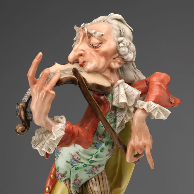 Grotesque Violinist Figurine by Giuseppe Cappè for Capodimonte Factory For Sale - Image 6 of 13