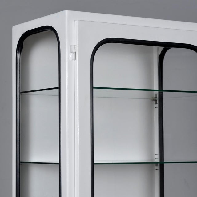 1970s Vintage Medical Cabinet, 1970s For Sale - Image 5 of 10